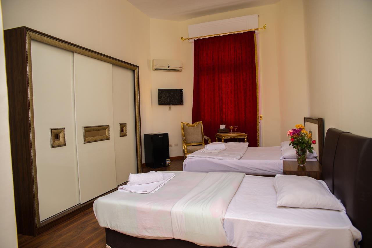 Hotel Grand Royal Kaherah Luaran gambar