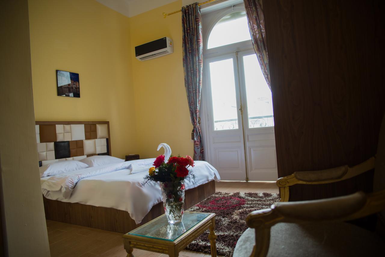 Hotel Grand Royal Kaherah Luaran gambar